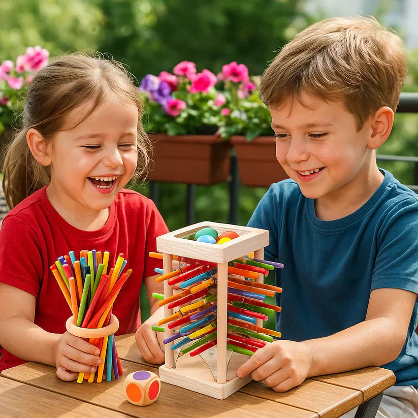 Educatief houten spel met balletjes en stokjes